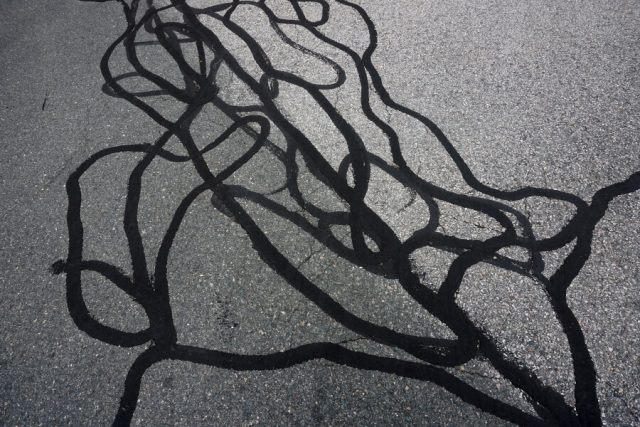 Asphalt Crack Filling